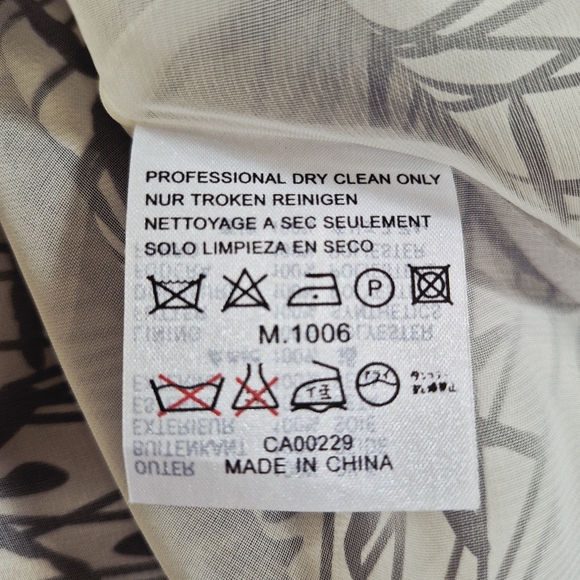 Aquascutum Silk Tie Neck Cap Sleeve Blouse Size 8 - Picture 9 of 10